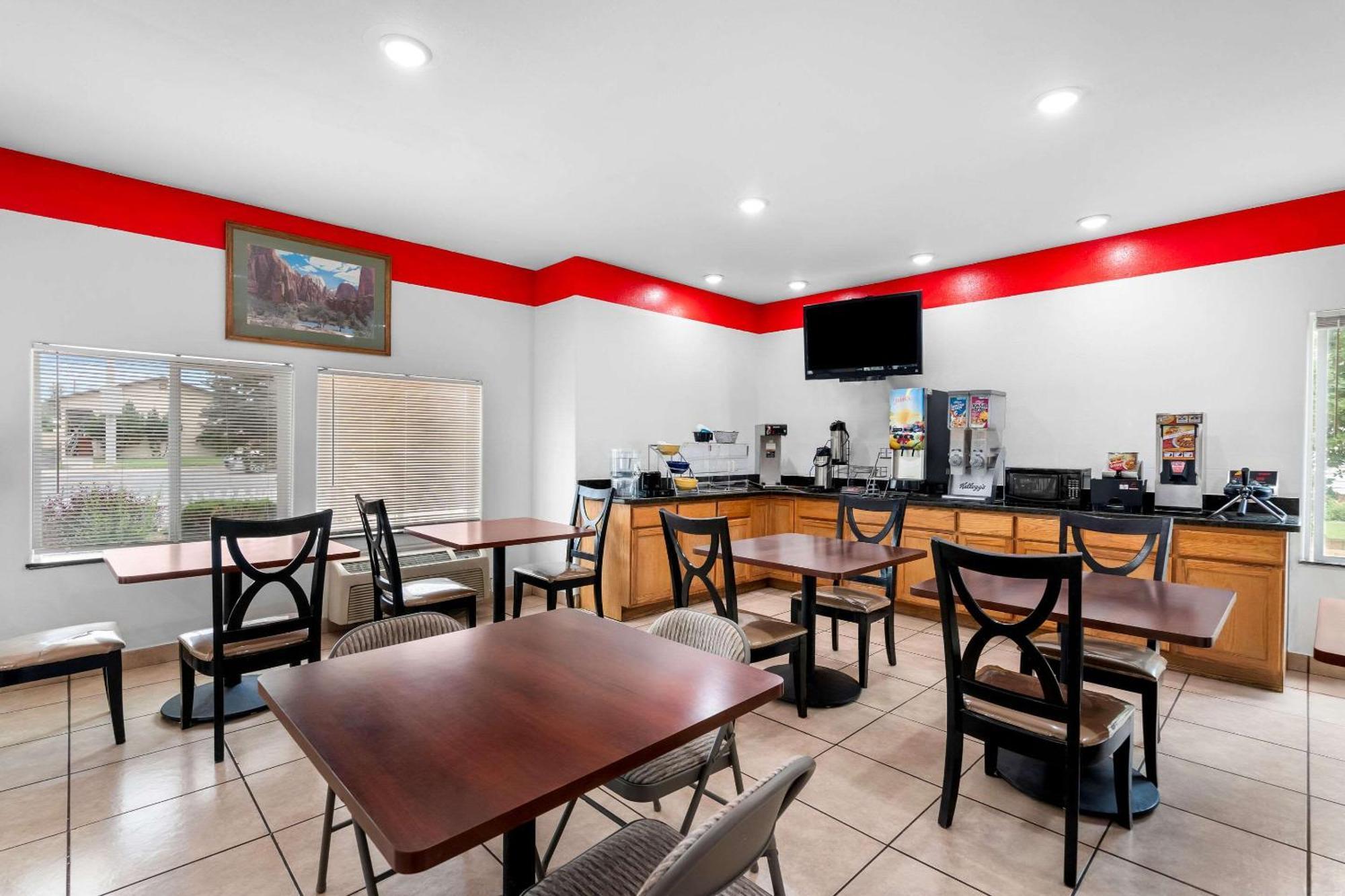 Econo Lodge Panguitch Near Bryce Canyon Exteriér fotografie